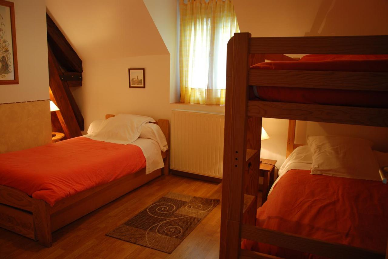 La Grange De Brudour Hotell Aspres-les-Corps Exteriör bild